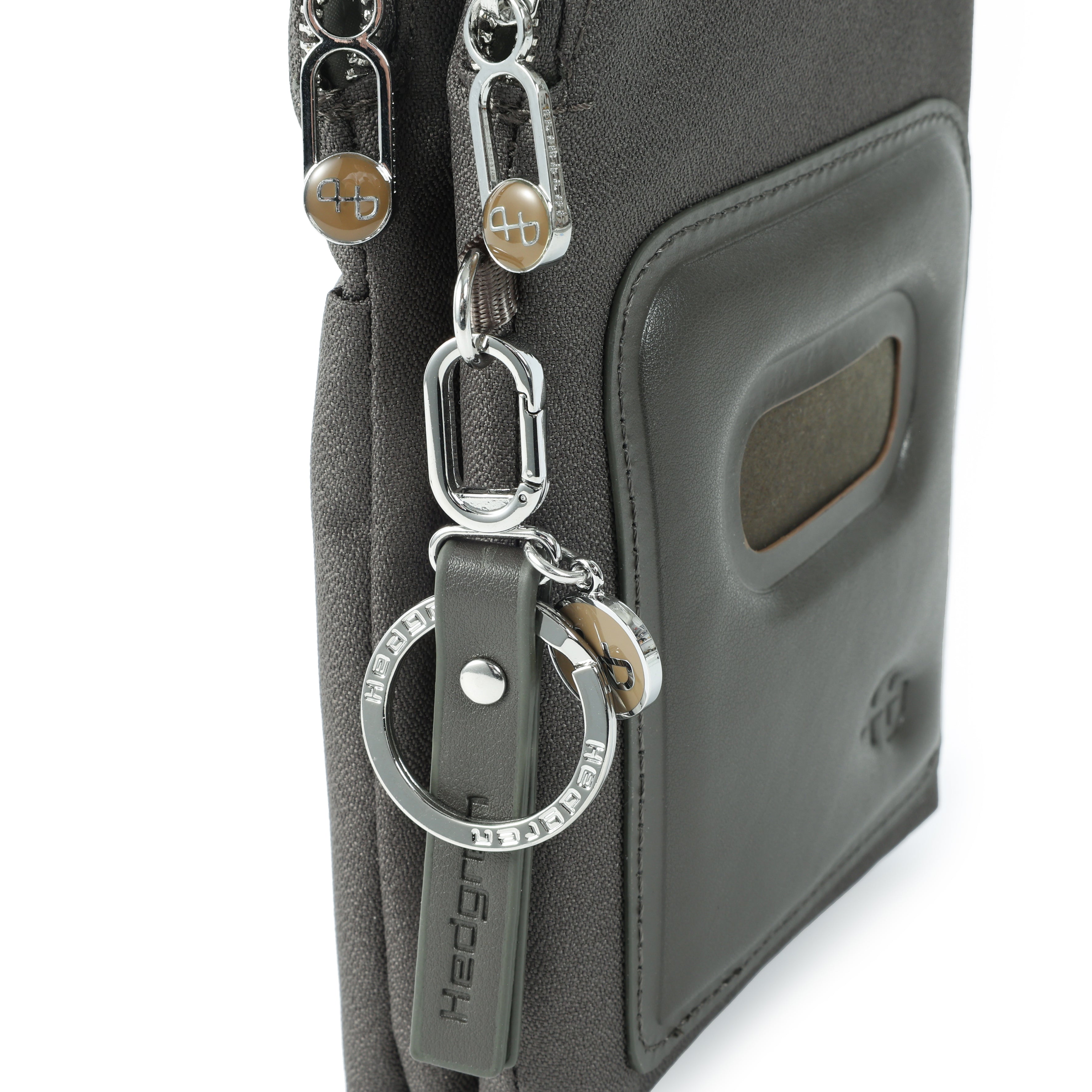 CORTADO | Telefoontas + RFID