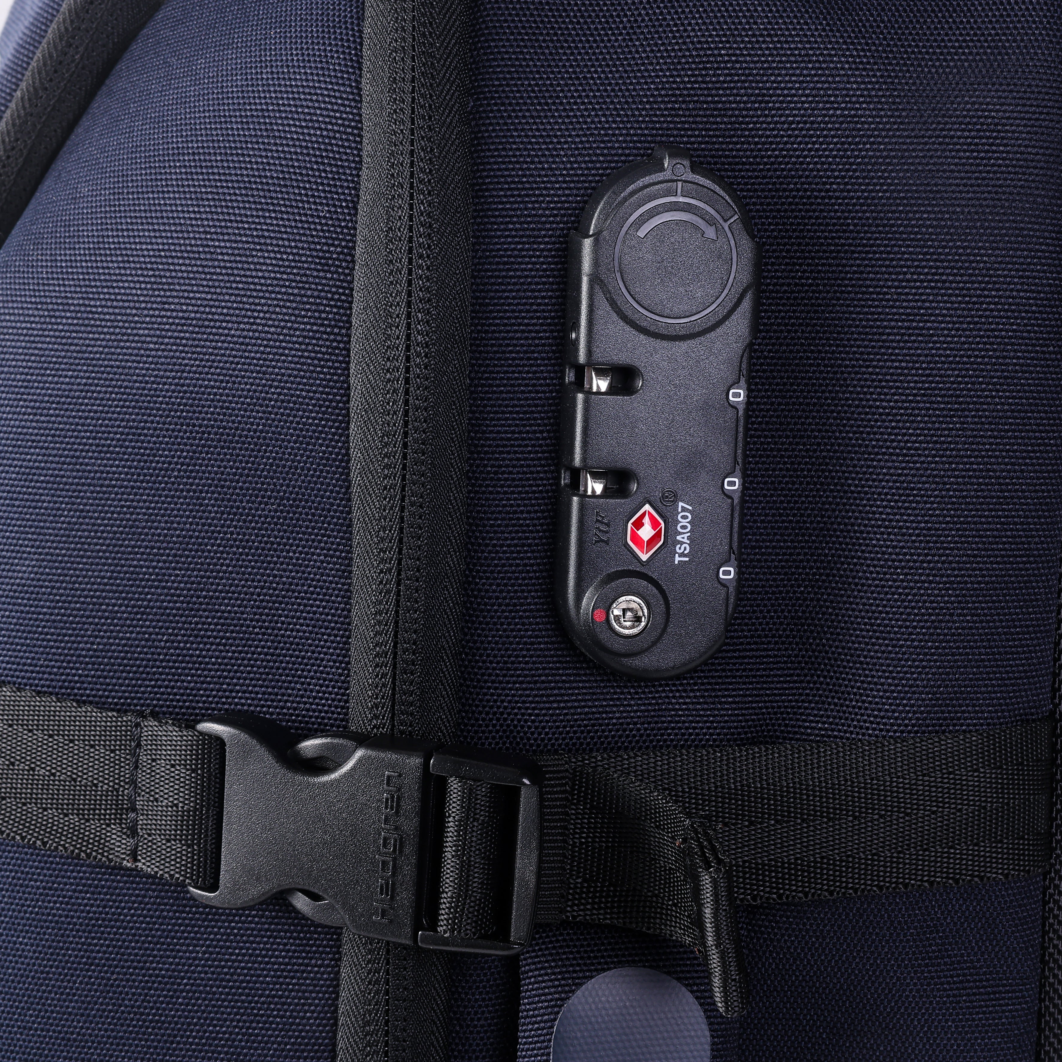 MULTY | Rucksack mit Rollen 55cm + RFID