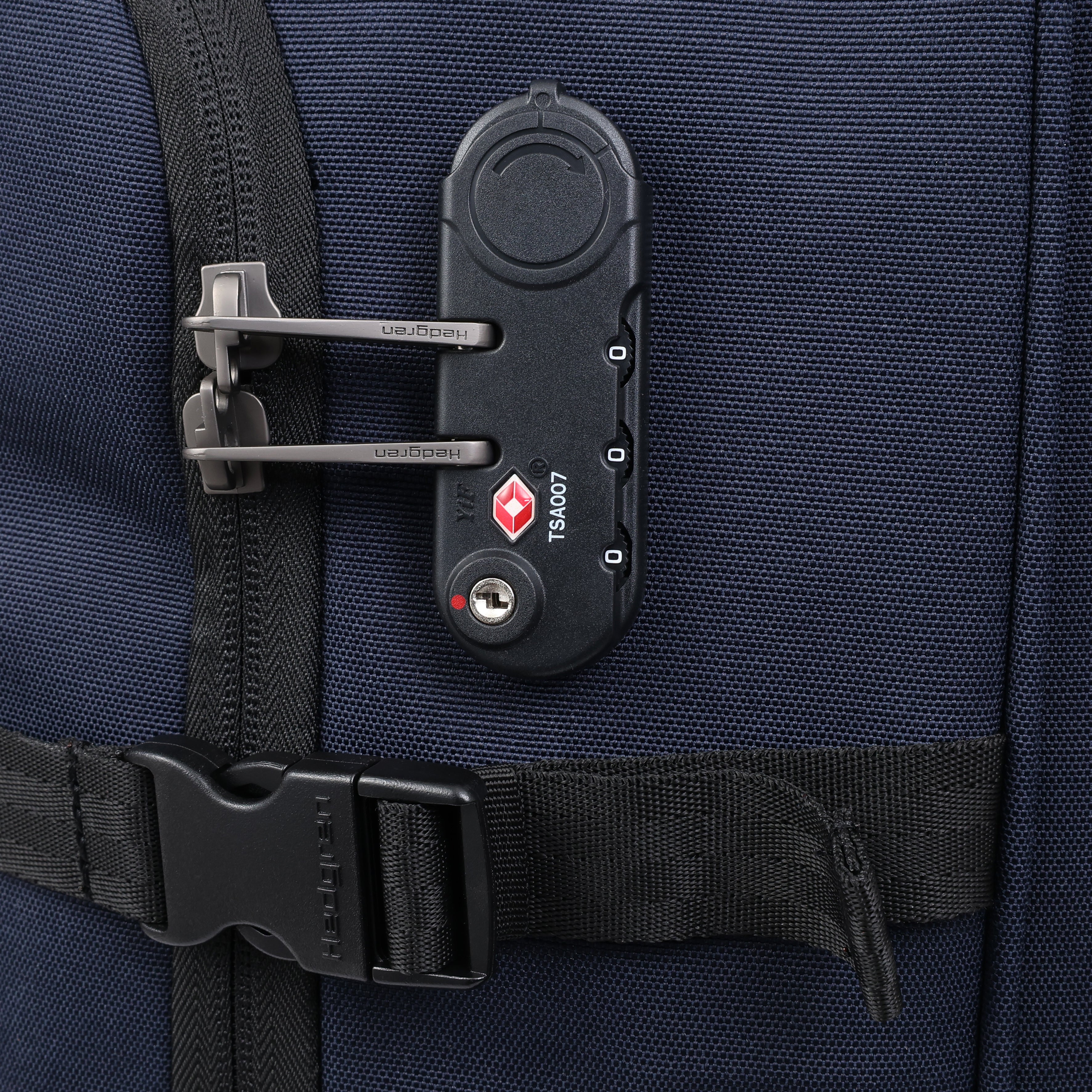 COMPACT | Reistasche mit Rollen 75 cm + RFID