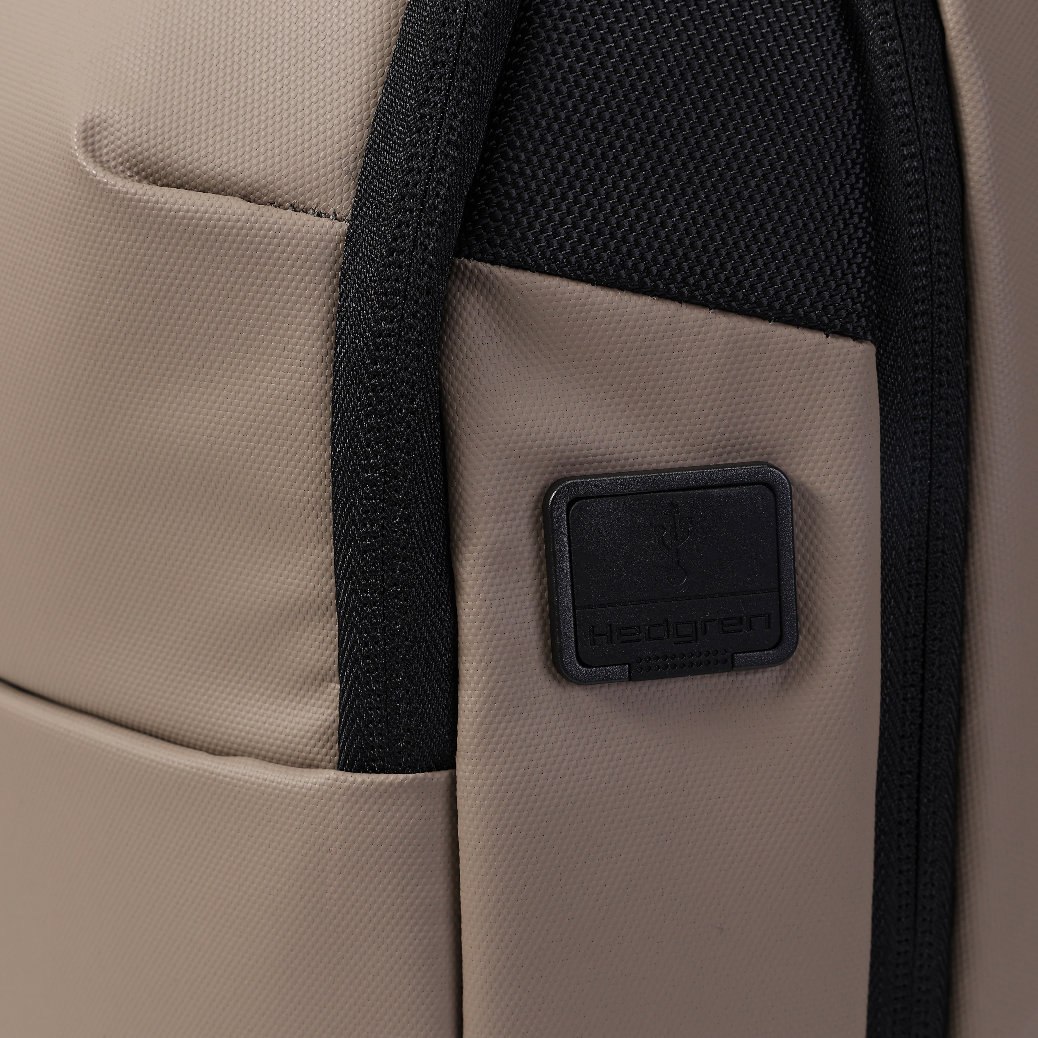 TRAM | Rucksack 2 Fächer 15,4" + RFID