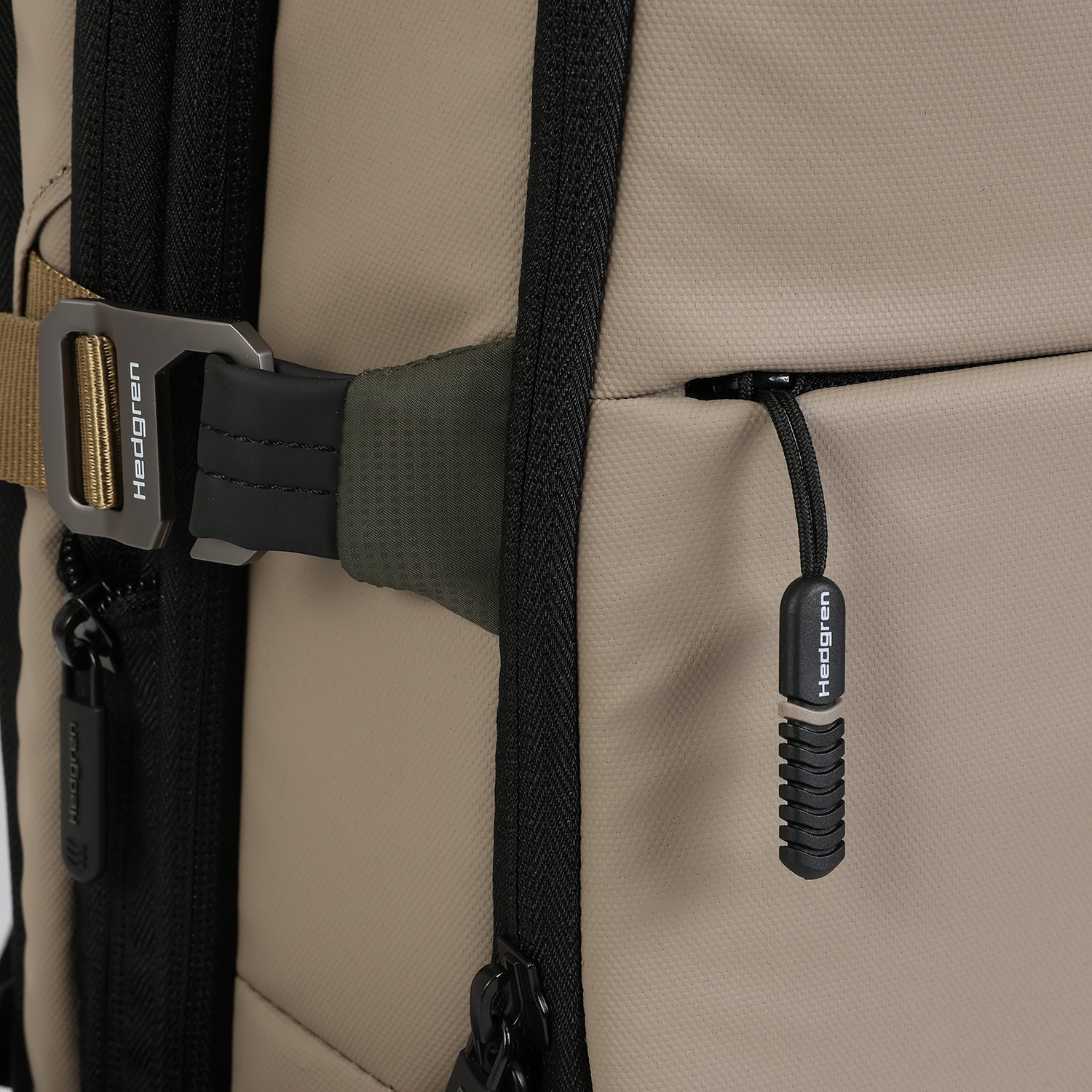 SUBURBANITE | Overnight Rucksack 15,6" + Regenschutz + RFID