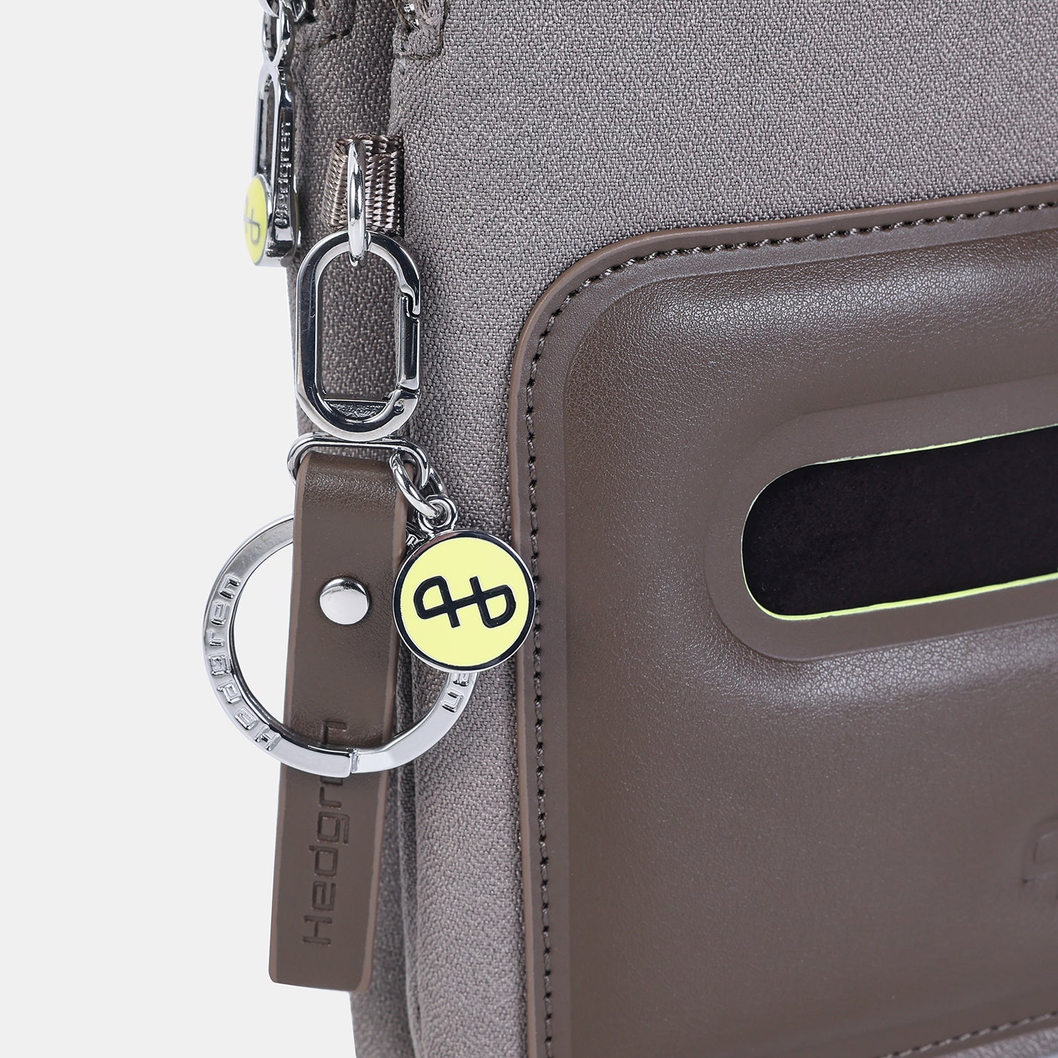 CORTADO | Phone Bag + RFID