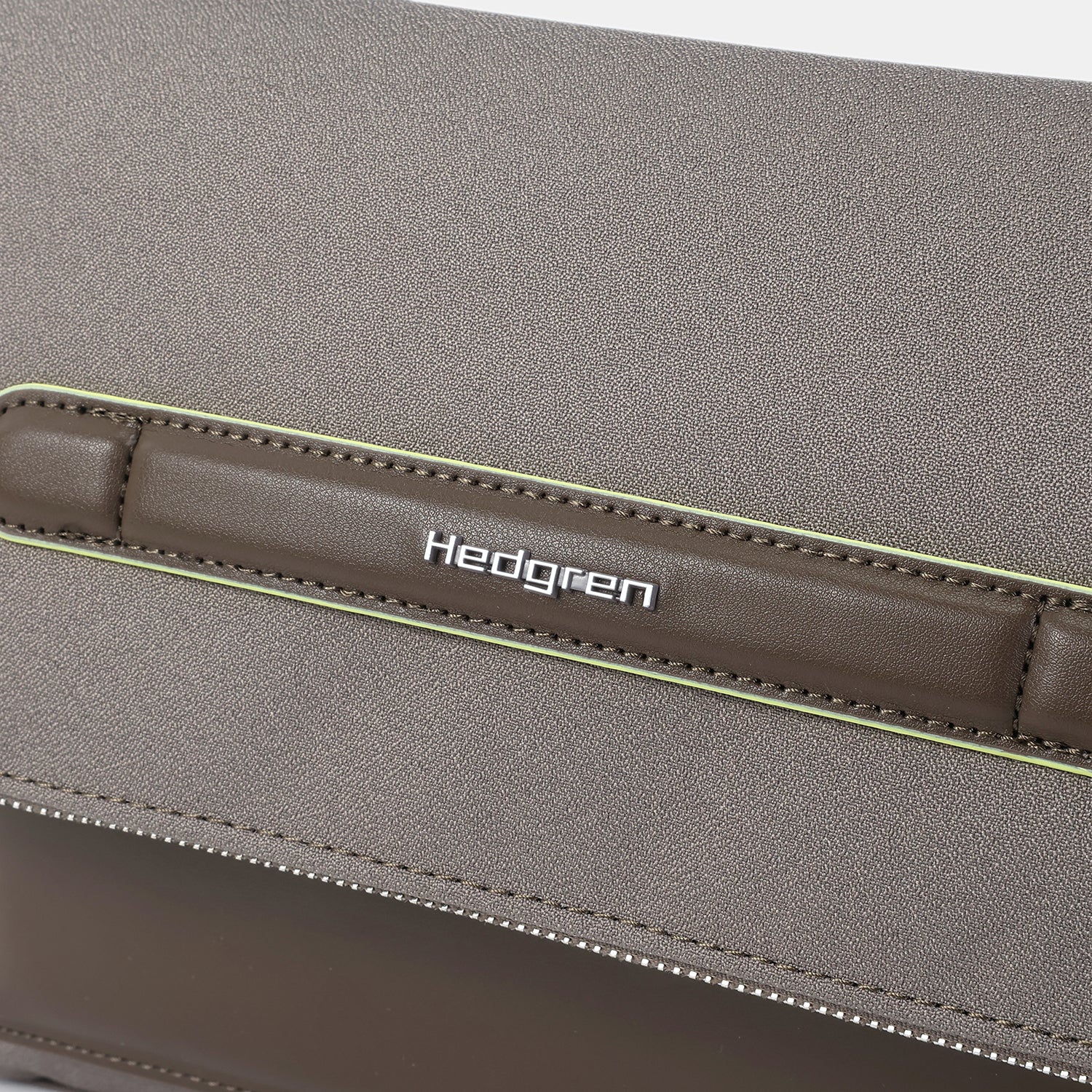 FRAPPE | Handtasche mit Überschlag + RFID