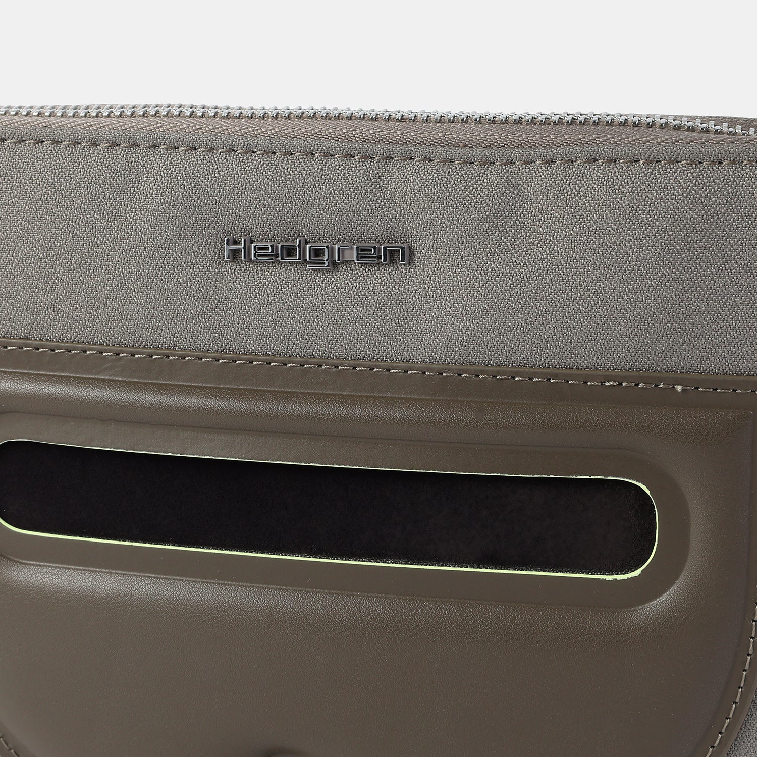BONBON S | Halbmond-Umhängetasche S + RFID