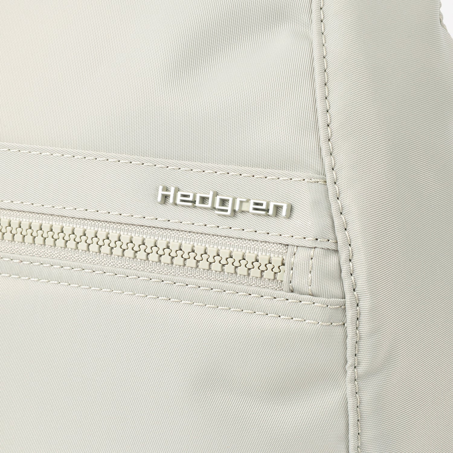 VOGUE | Kleiner Rucksack + RFID | 100 % recyceltes RPET