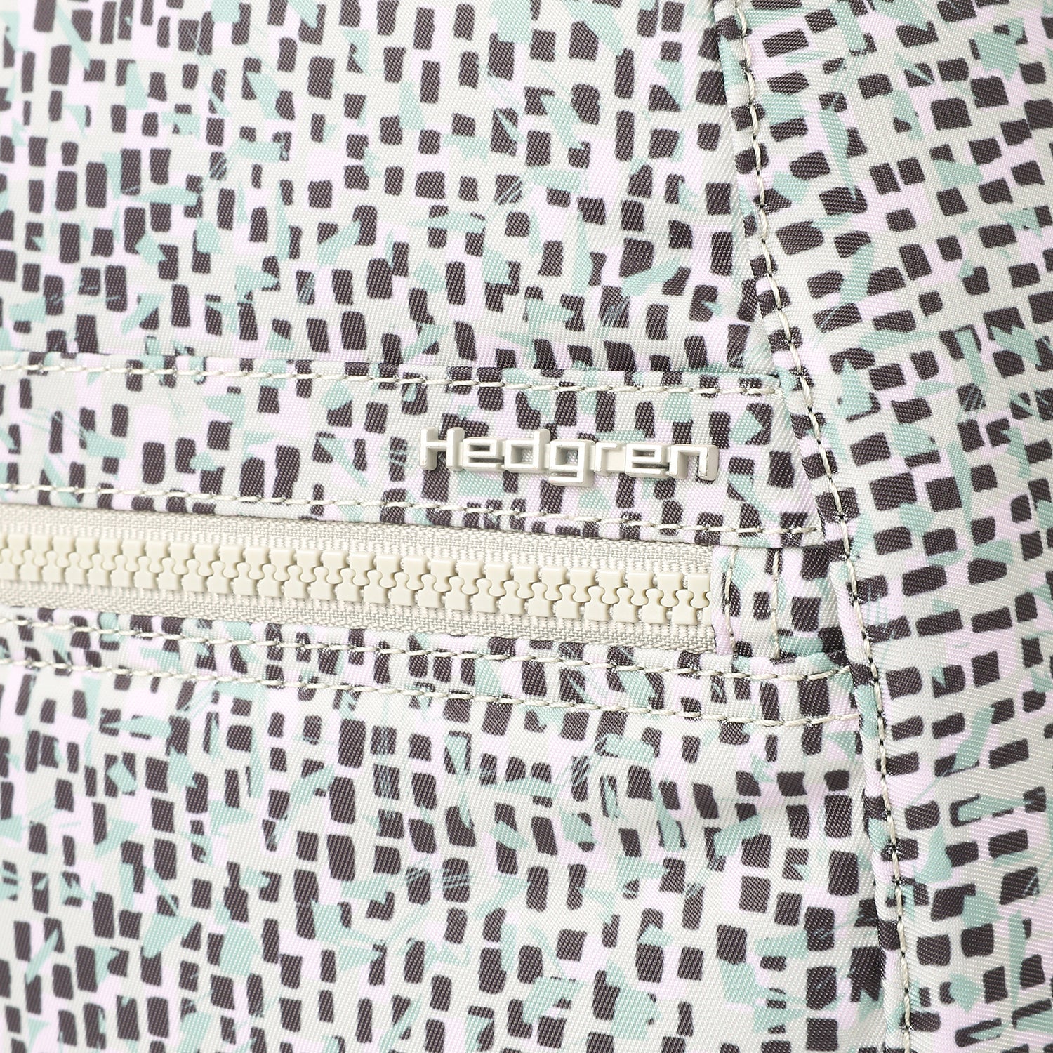 VOGUE | Kleiner Rucksack + RFID | 100 % recyceltes RPET