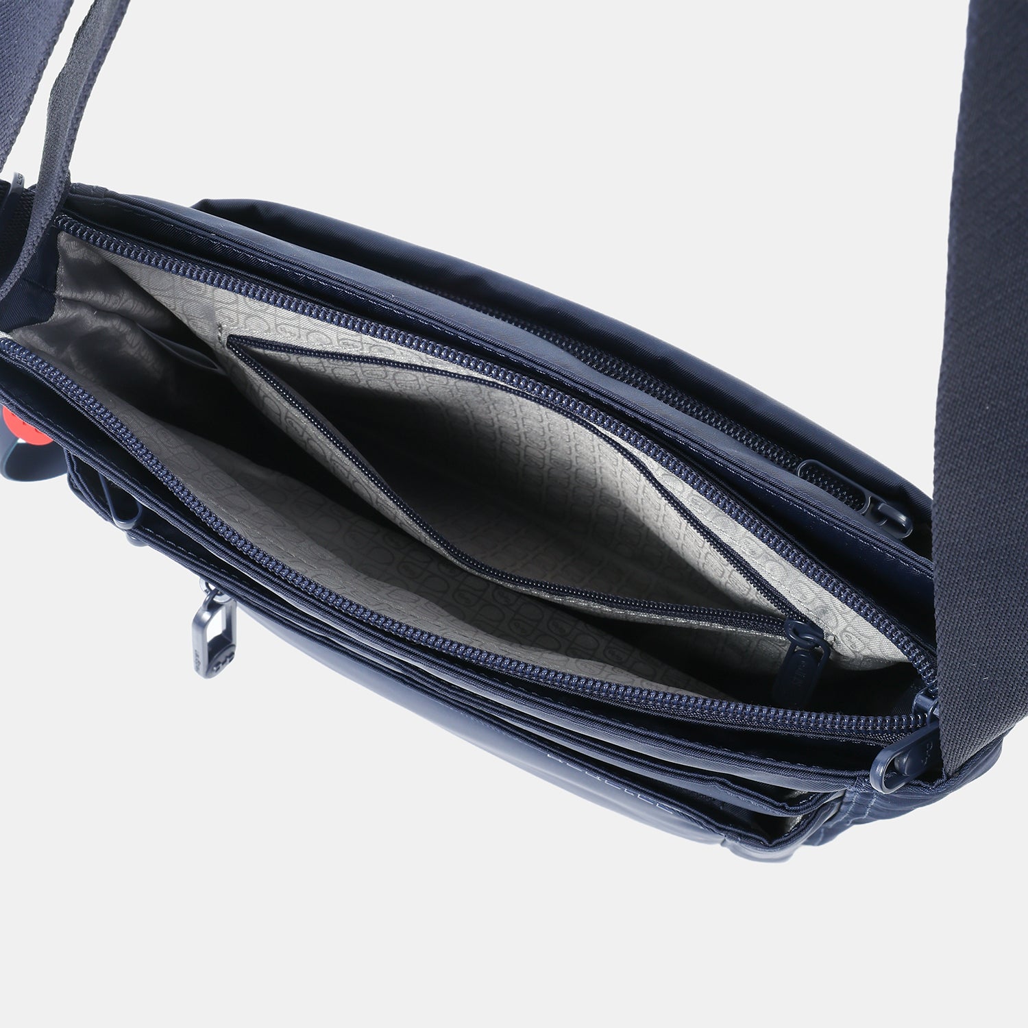 ORVA | Crossbody + RFID | 100% Recycled RPET