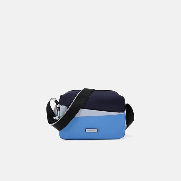 Women s Neutron Medium Crossover Bag Bag Blue Aboard Nova Collection Hedgren Official Hedgren Store