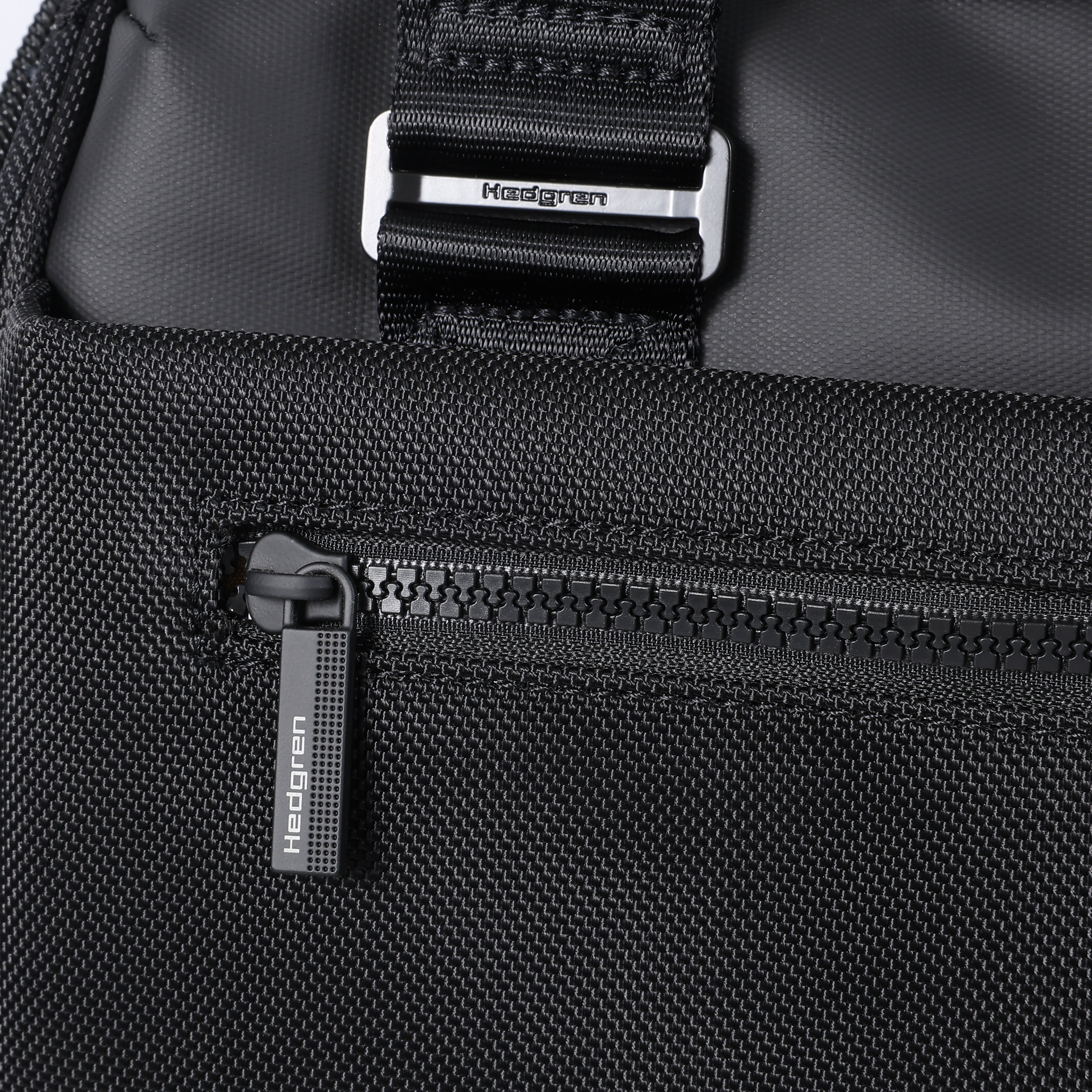 CLIP | Backpack 15.4" + RFID