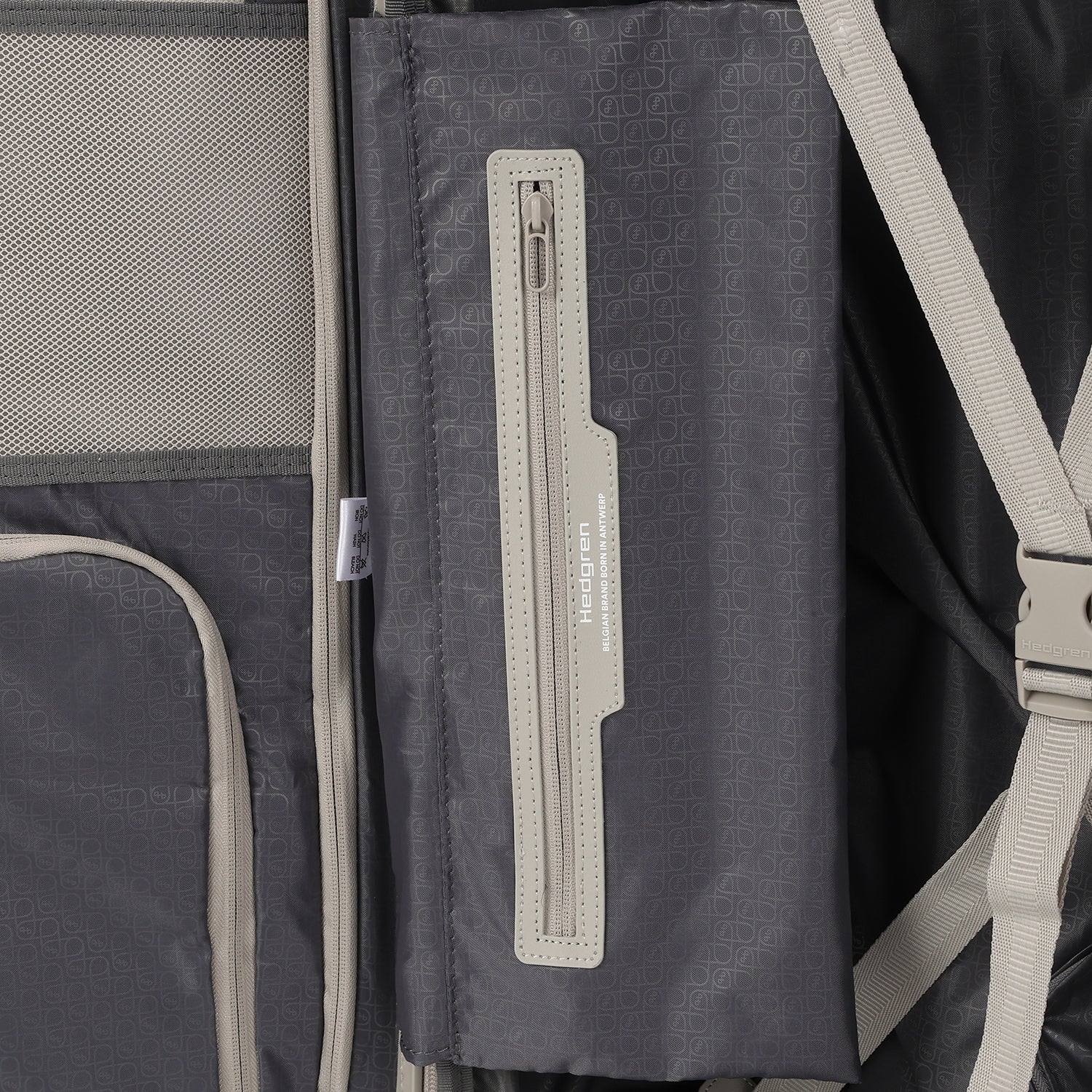 YUNO M EXP | Mittlerer, erweiterbarer Koffer (65 cm) mit TSA-Sicherheitsfreigabe