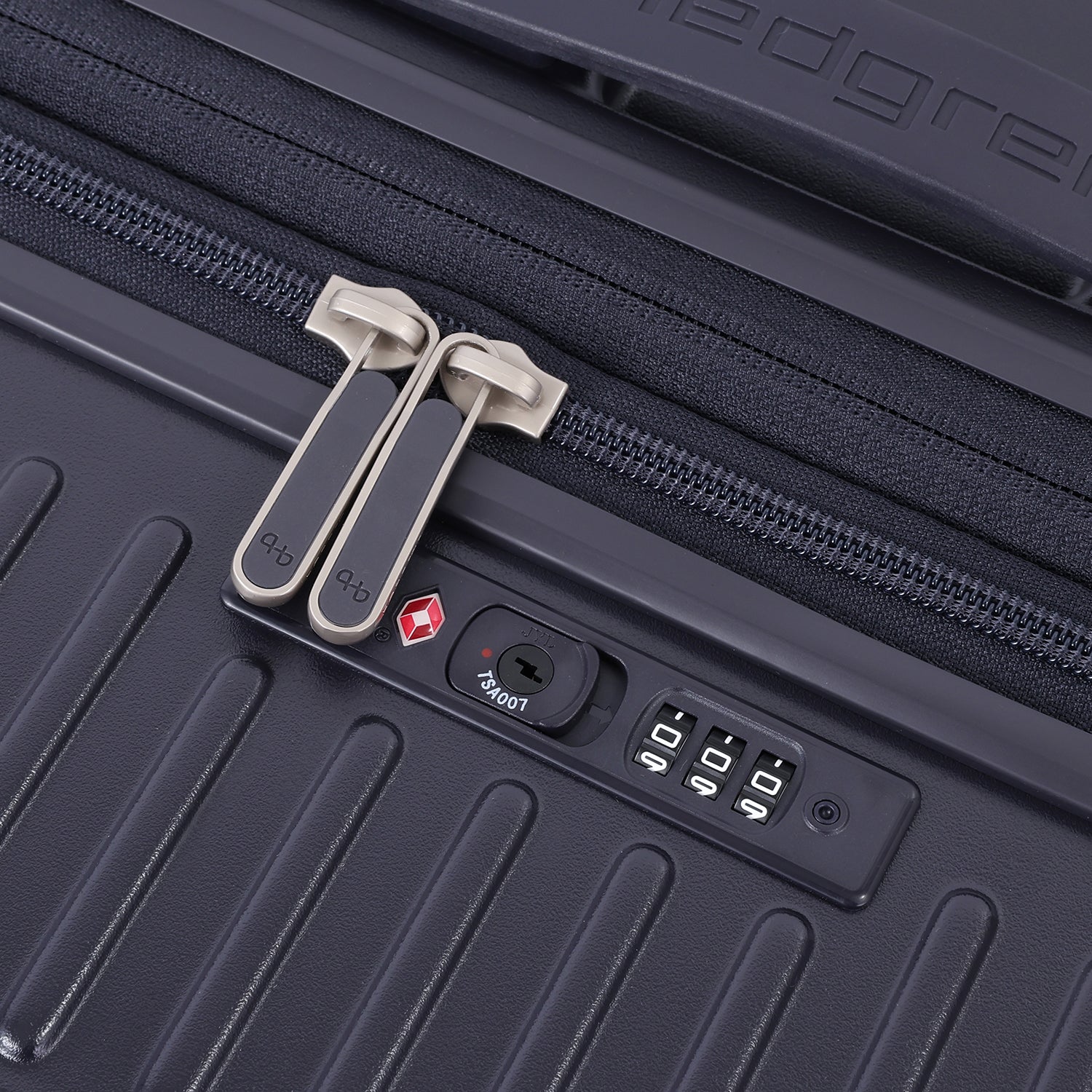 YUNO M EXP | Mittlerer, erweiterbarer Koffer (65 cm) mit TSA-Sicherheitsfreigabe