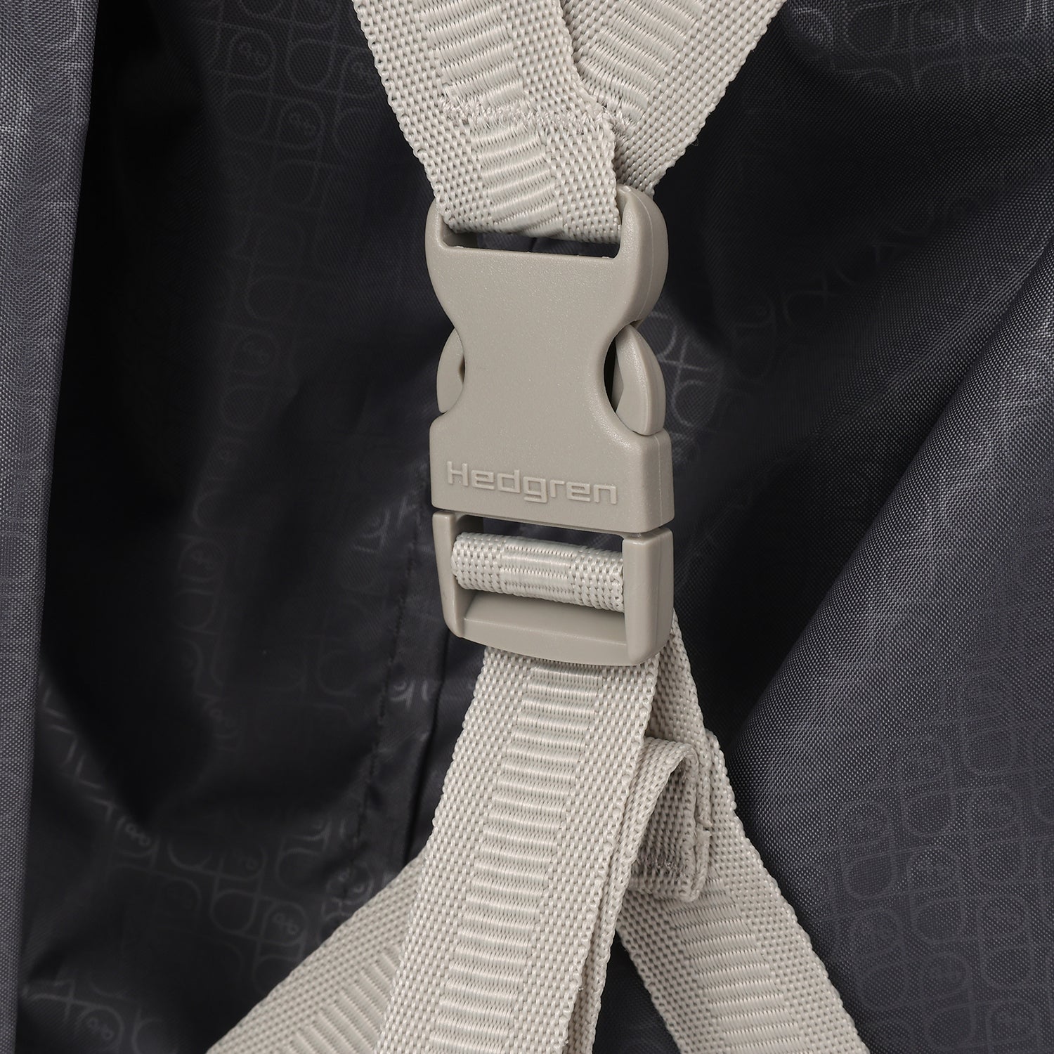 YUNO S FP | Spinner 55 cm (cabineformaat) + Voorvak + TSA