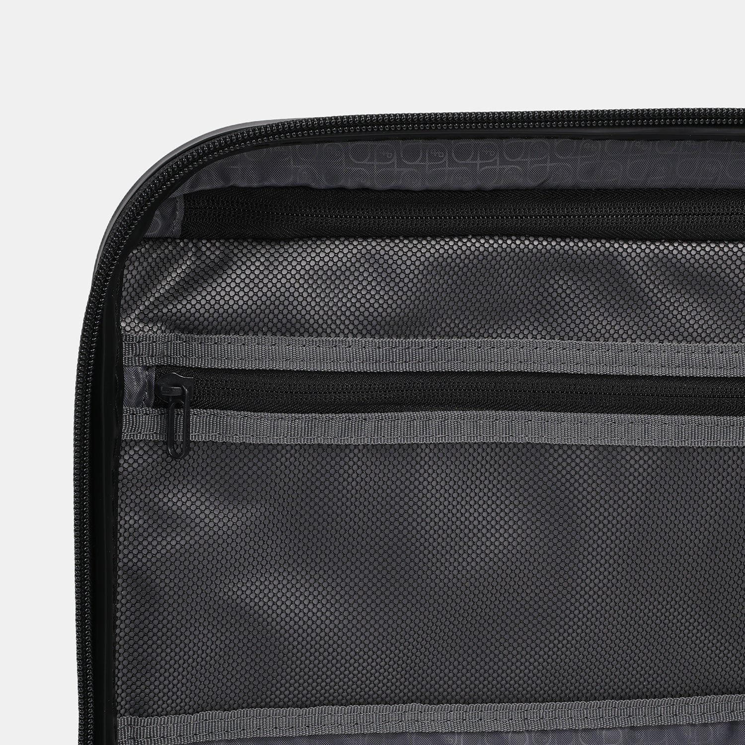 YUNO S | Spinner 55 cm (IATA cabineformaat) + TSA