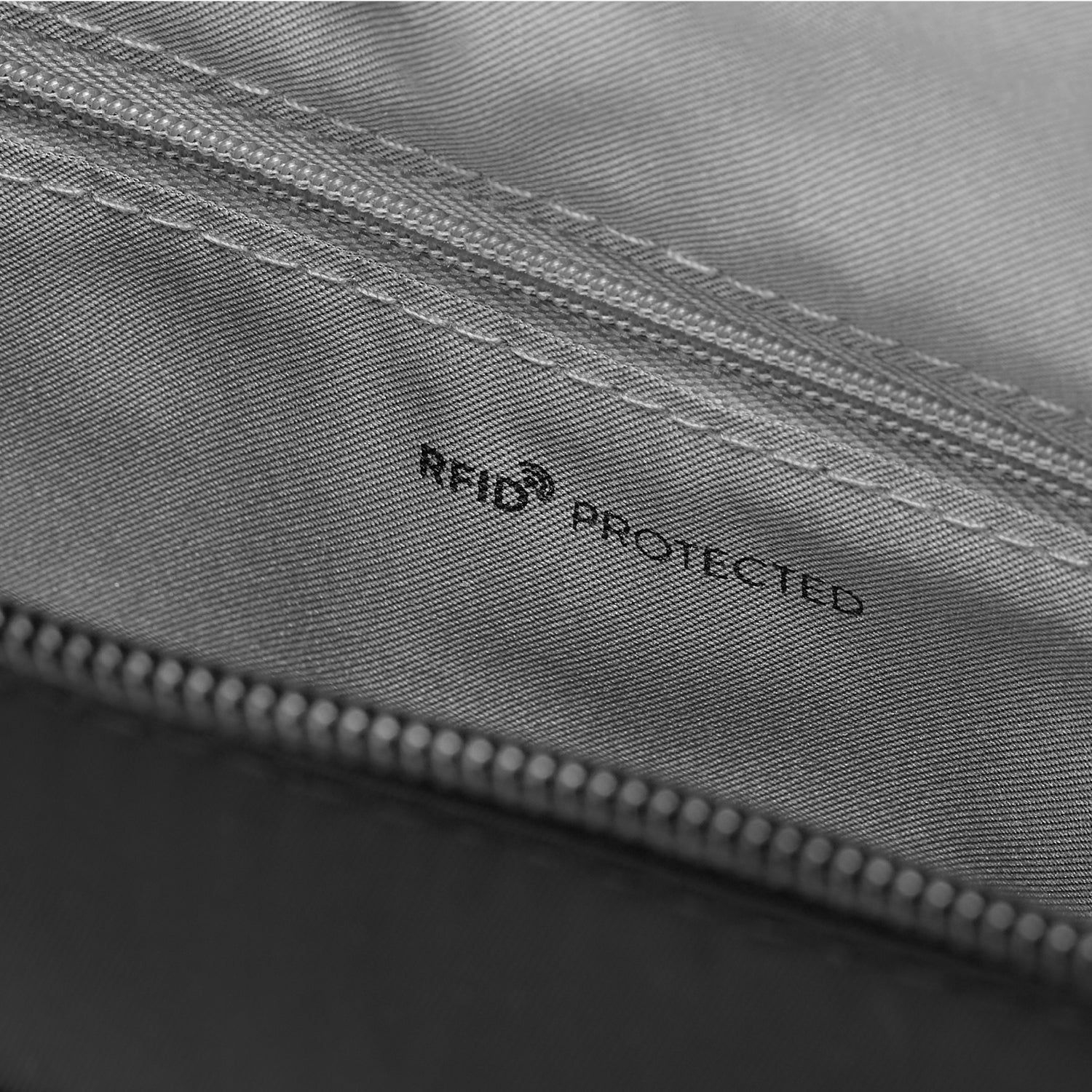 Hedgren HARPERS S Shoulder Bag RFID