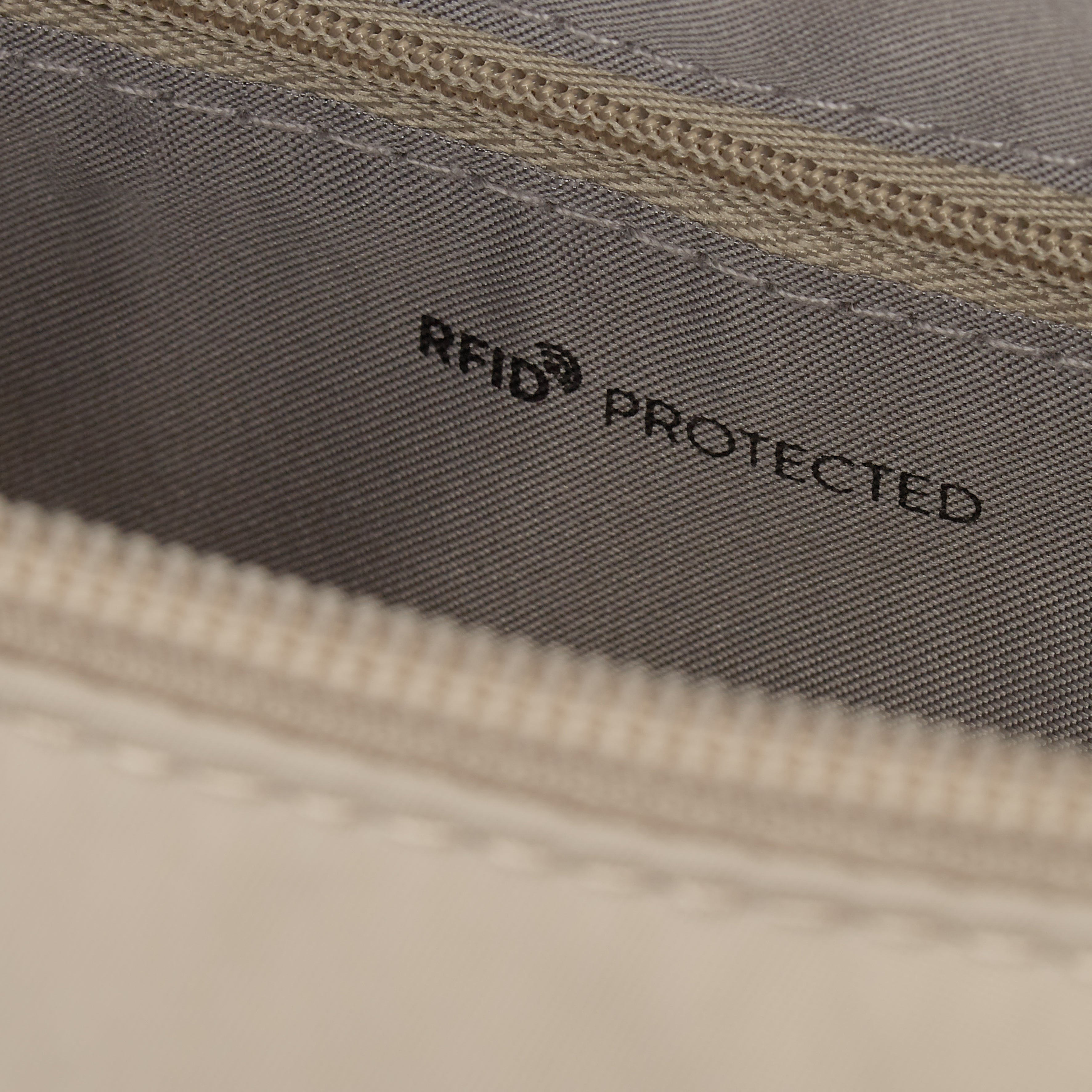 Hedgren HARPERS S Shoulder Bag RFID