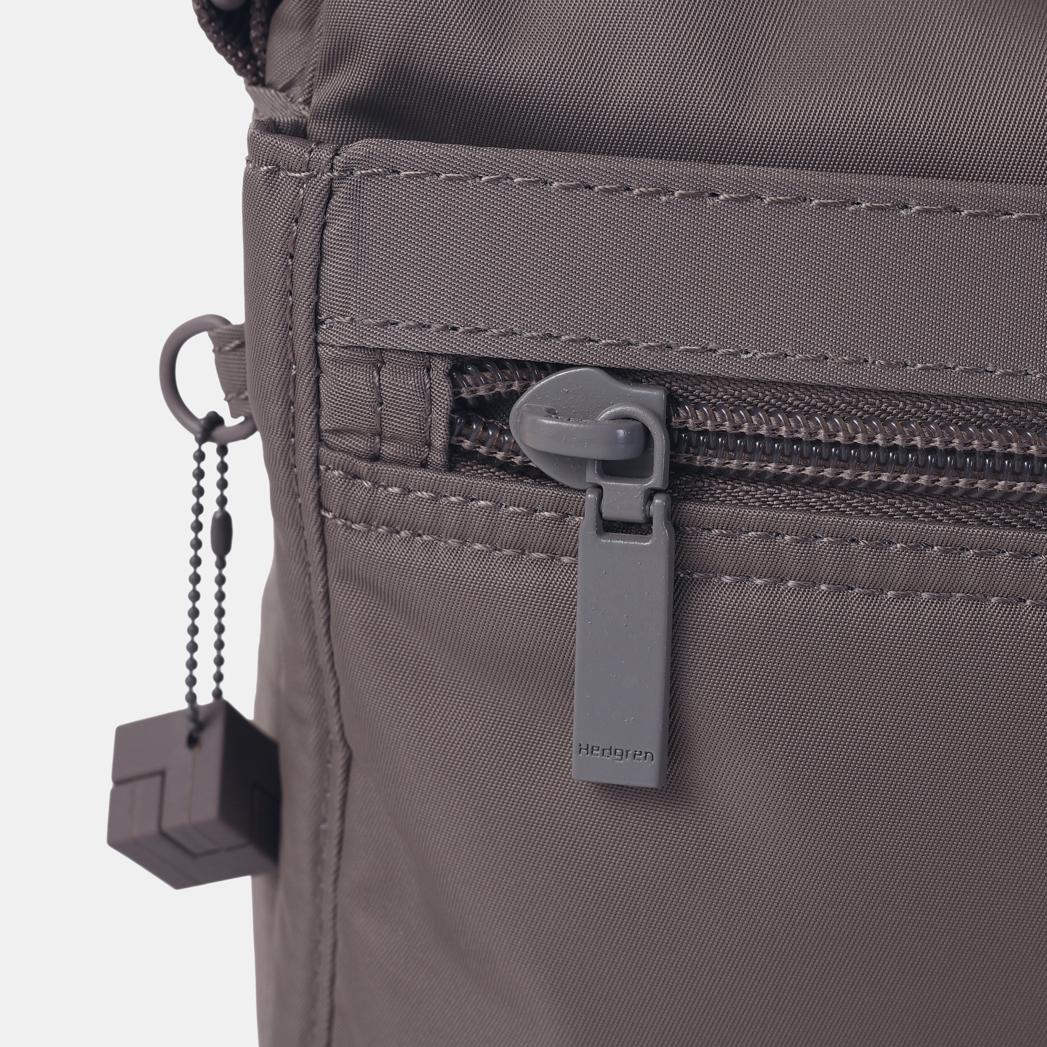 Hedgren EYE M Medium Shoulder Bag RFID
