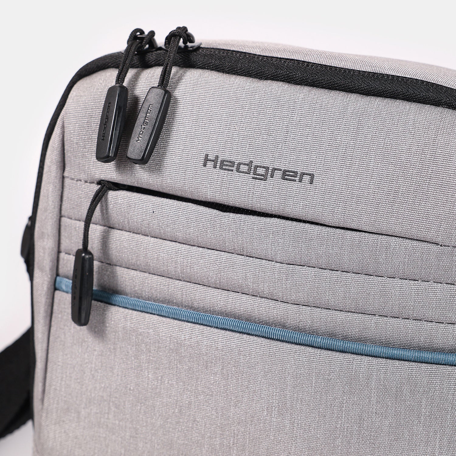 Hedgren CONTOUR Vertical Crossover 8.3"