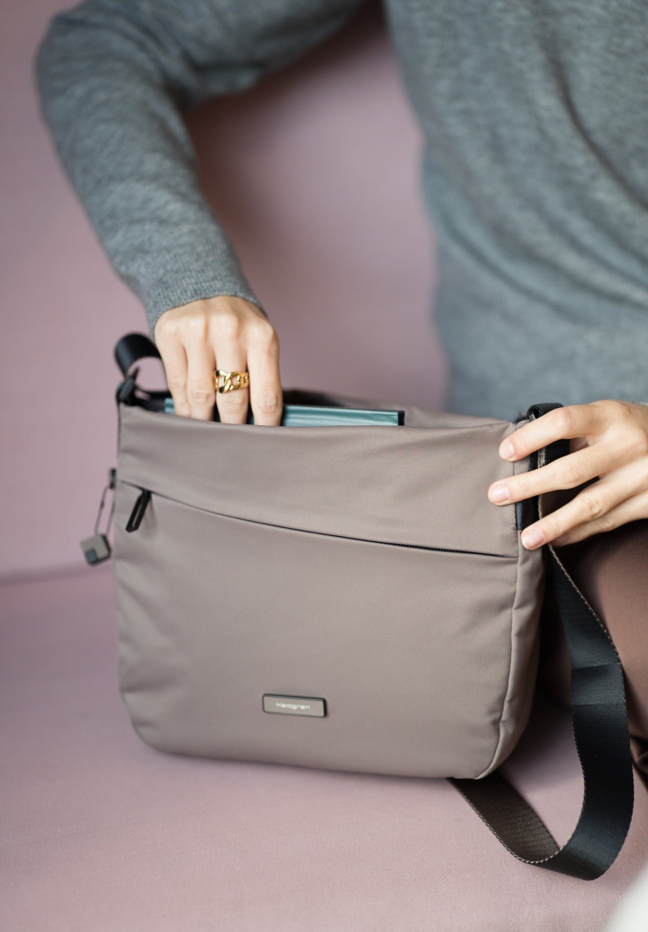 GRAVITY | Crossbody M