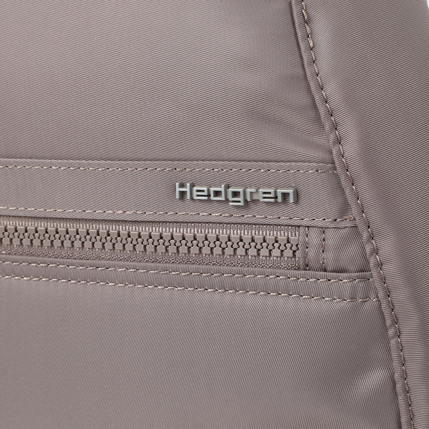 VOGUE L | Backpack L + RFID | 100% Recycled RPET