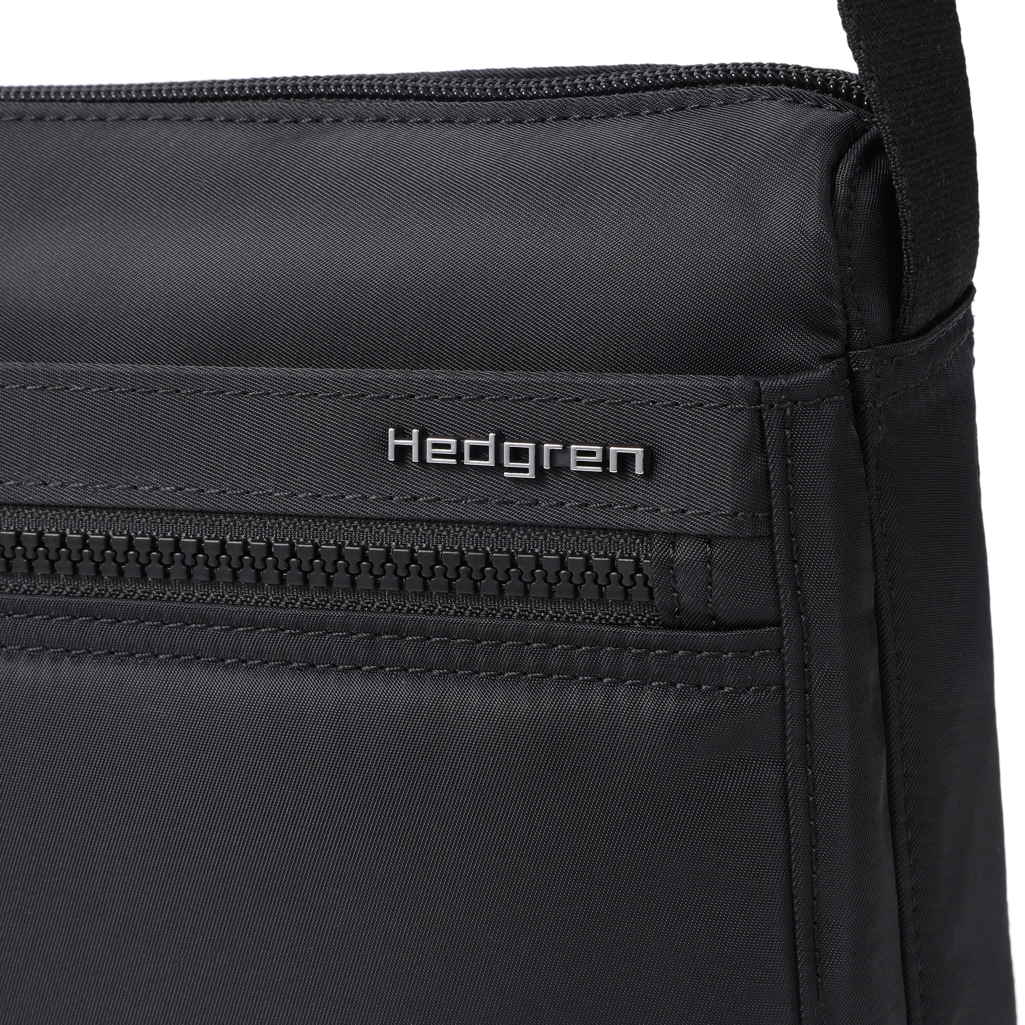 EYE Medium | Crossbody M + RFID | 100% Recycled RPET