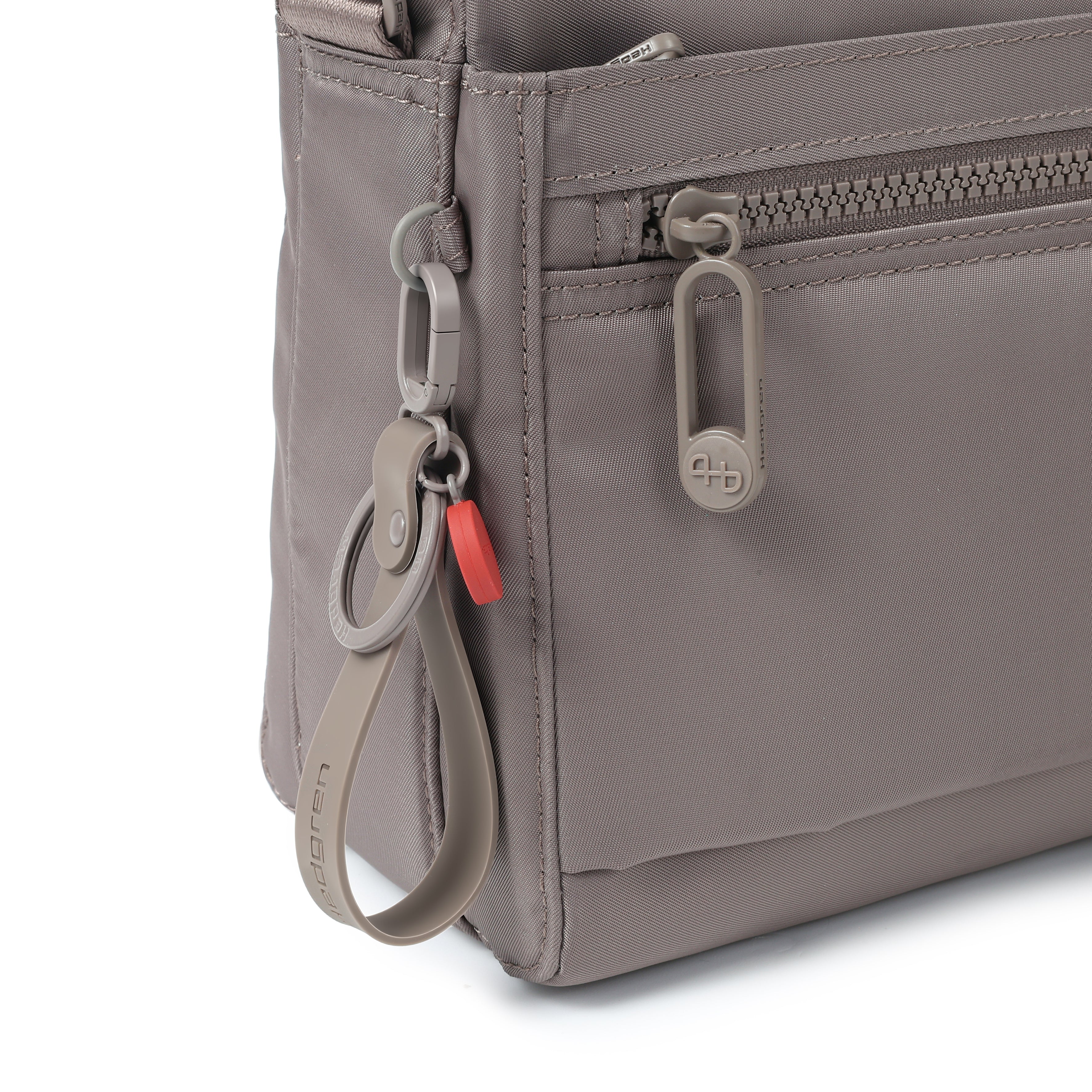 EYE Medium | Sac bandoulière M + RFID | 100 % RPET recyclé