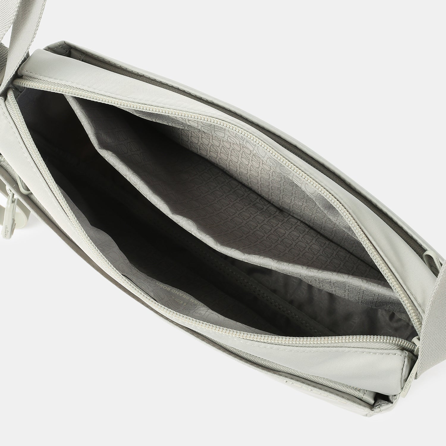 EYE Medium | Crossbody M + RFID | 100% Recycled RPET