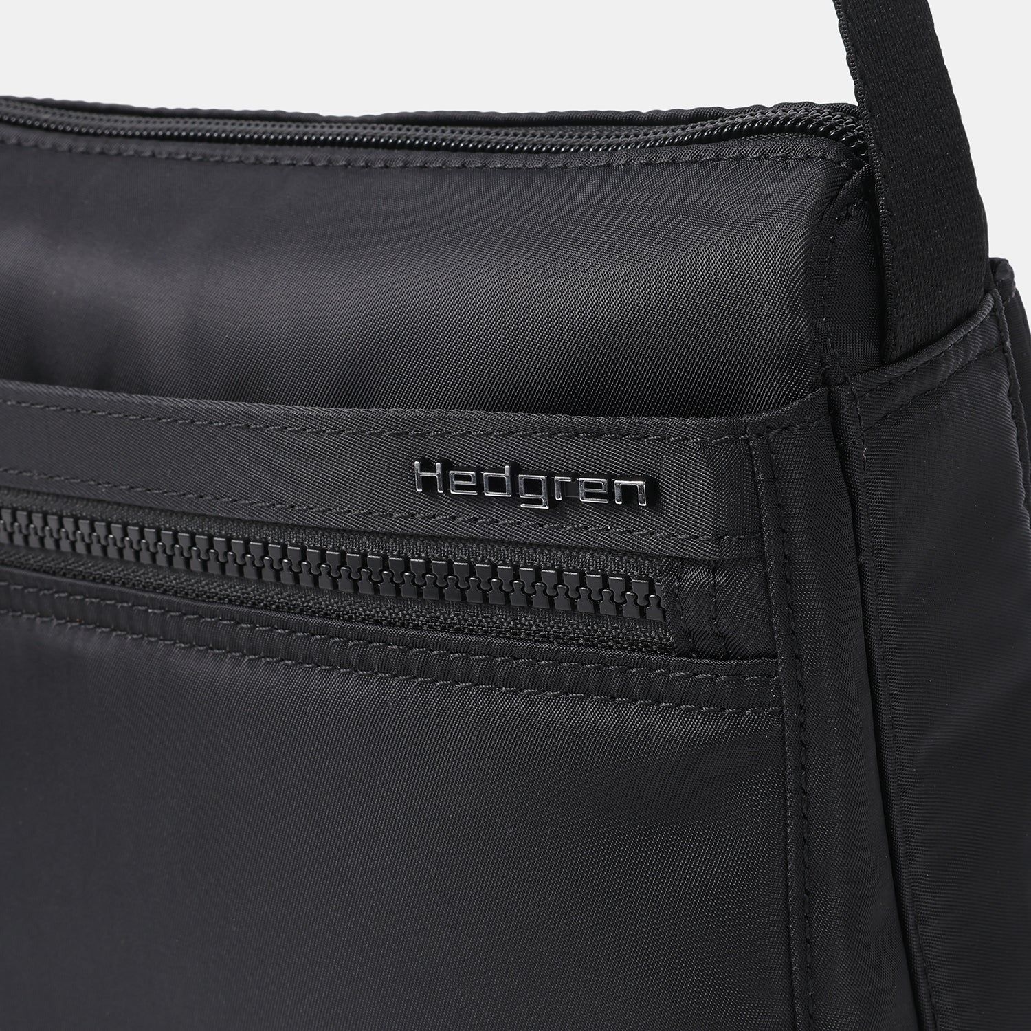 EYE | Umhängetasche + RFID | 100 % recyceltes RPET