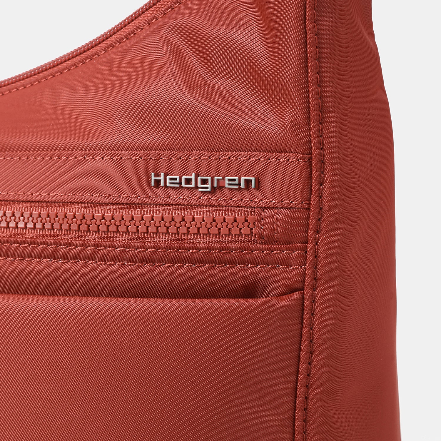 ALEX | Large Crossbody A4 + RFID | 100% Recycled RPET