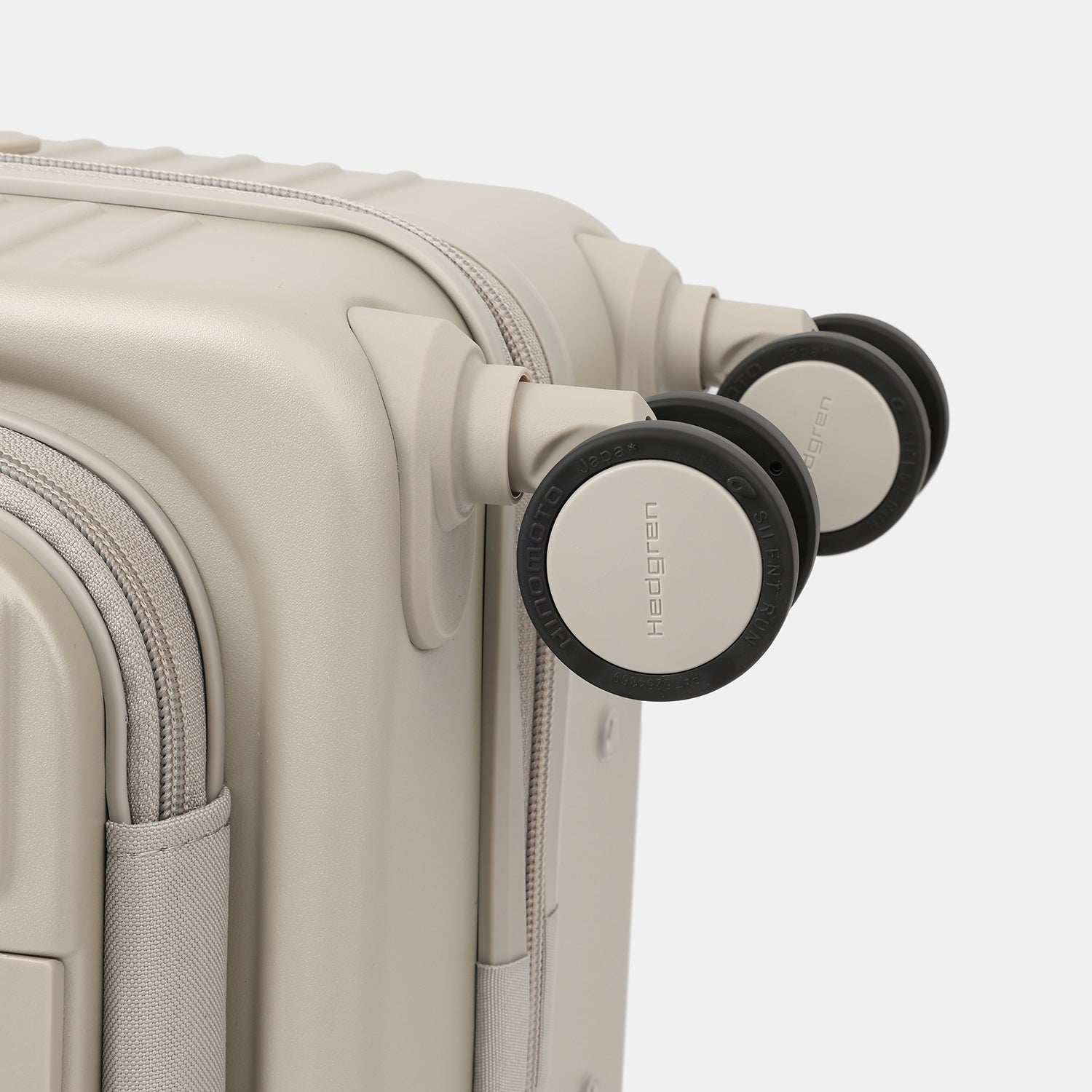 YUNO S FP | Spinner 55 cm (cabineformaat) + Voorvak + TSA