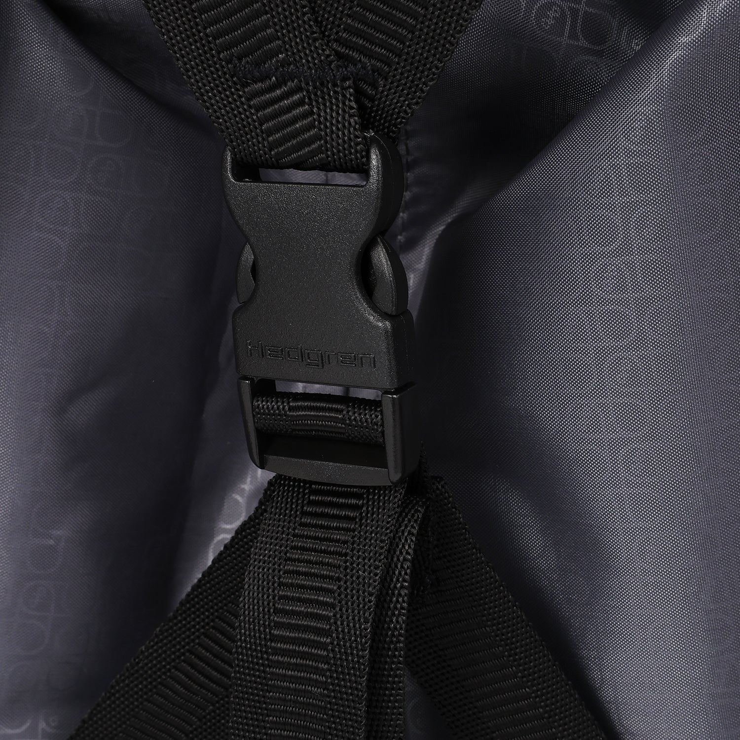 YUNO S | Spinner 55 cm (IATA cabineformaat) + TSA