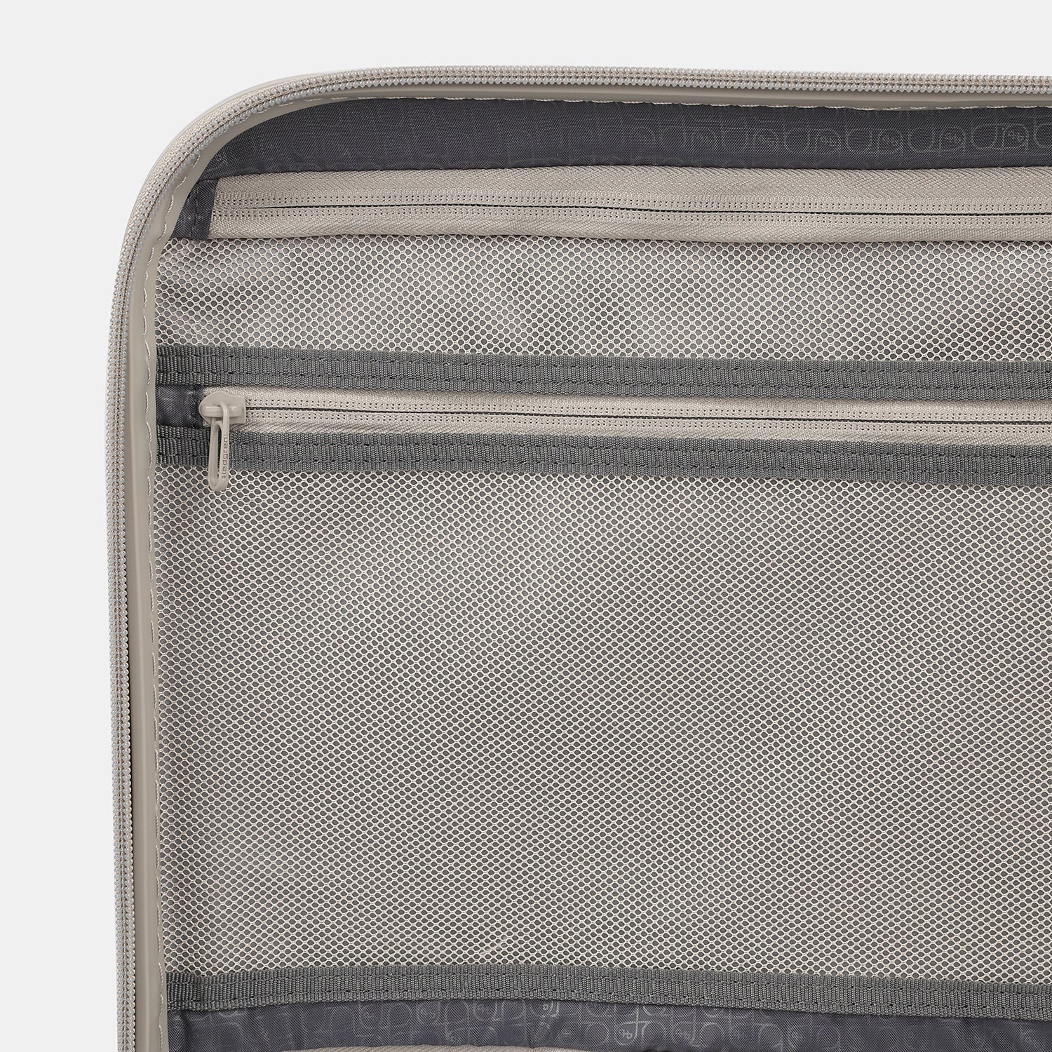 YUNO S | Valise cabine 55 cm (IATA) + TSA