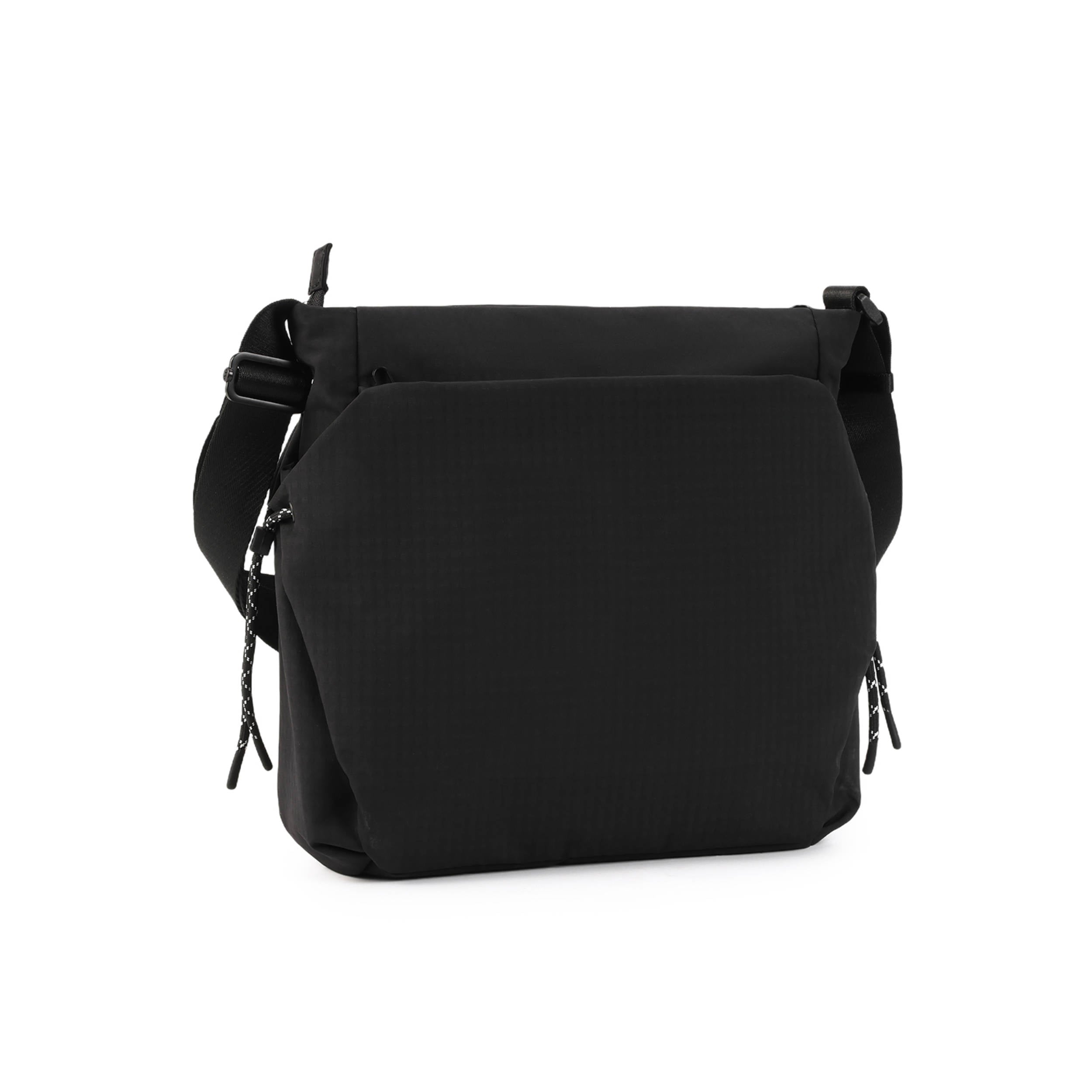 MAKOTO | Crossbody Square