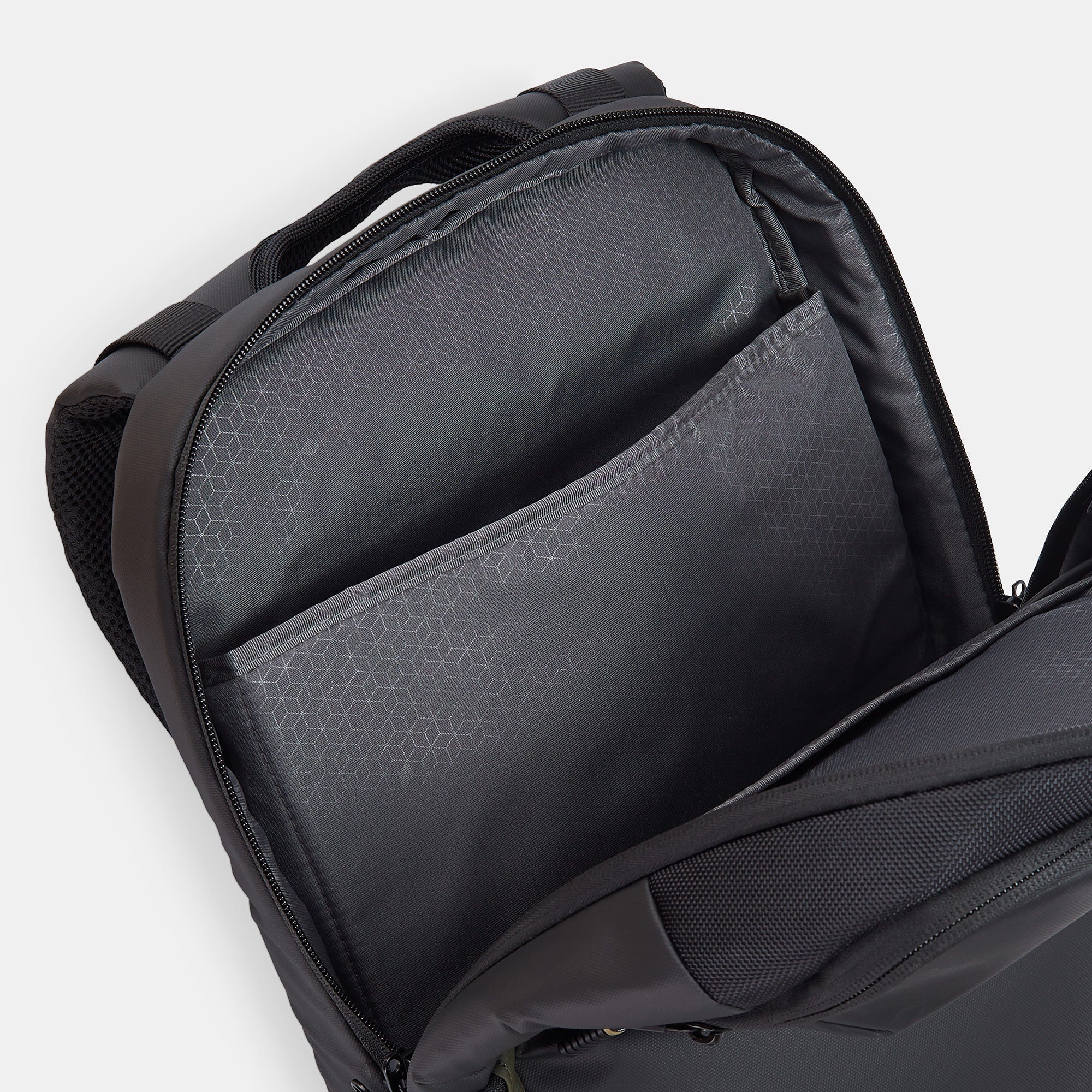 Hedgren TRAM Backpack 2 cmpt 15,4" RFID